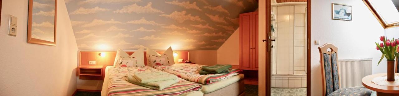 Pension Gruenes Herz Tonndorf Екстер'єр фото