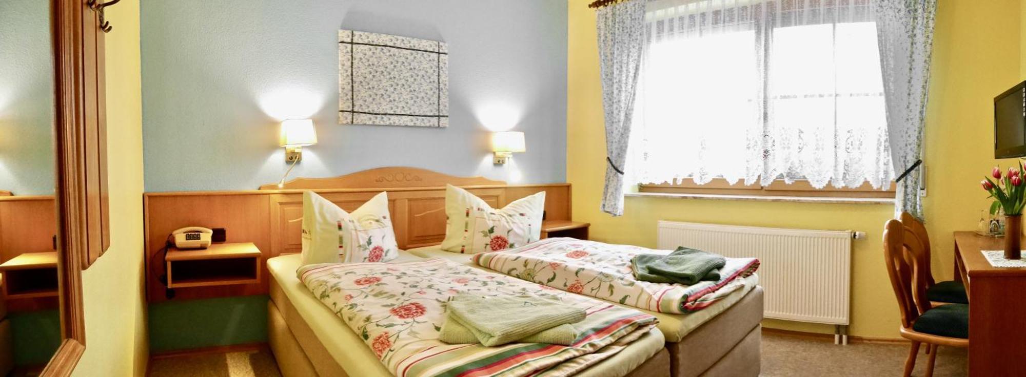 Pension Gruenes Herz Tonndorf Екстер'єр фото