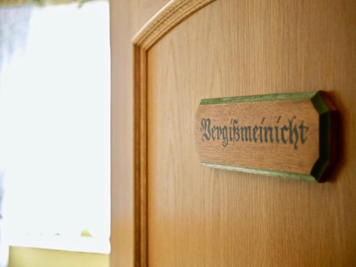 Pension Gruenes Herz Tonndorf Екстер'єр фото